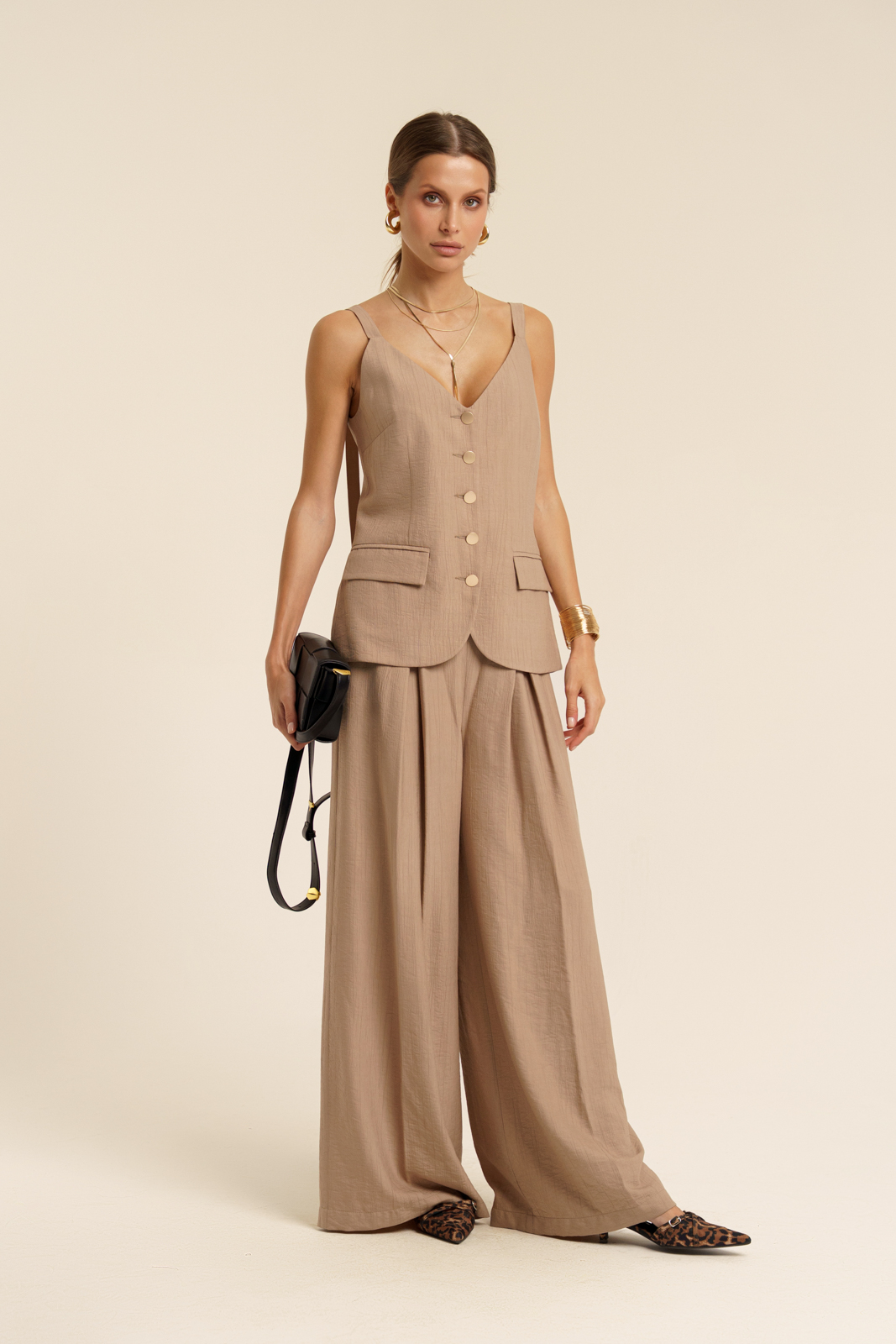 Жилет 6452 Desses 6452